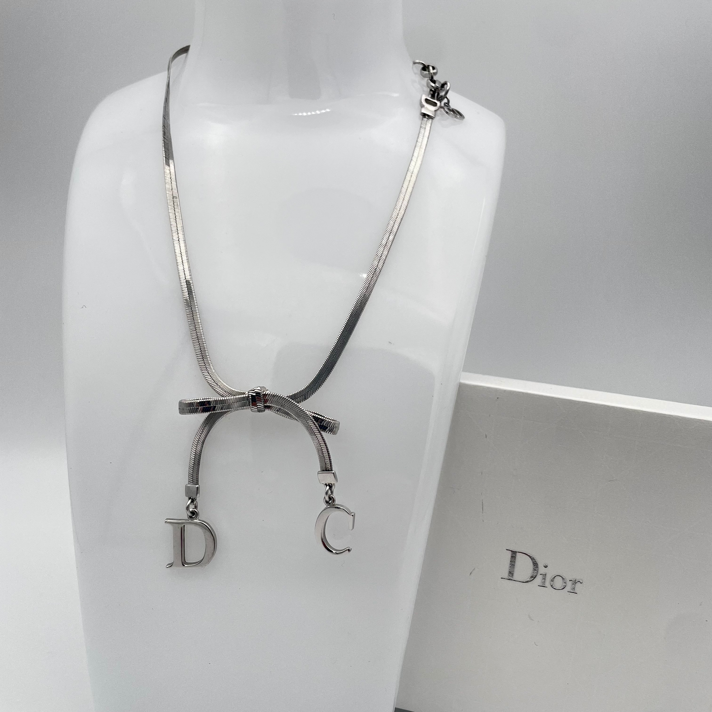 D Bowknot clavicle necklace