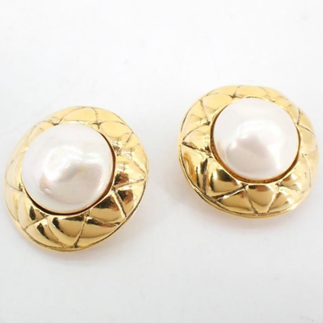 C Quilted Pearl Clip Earrings