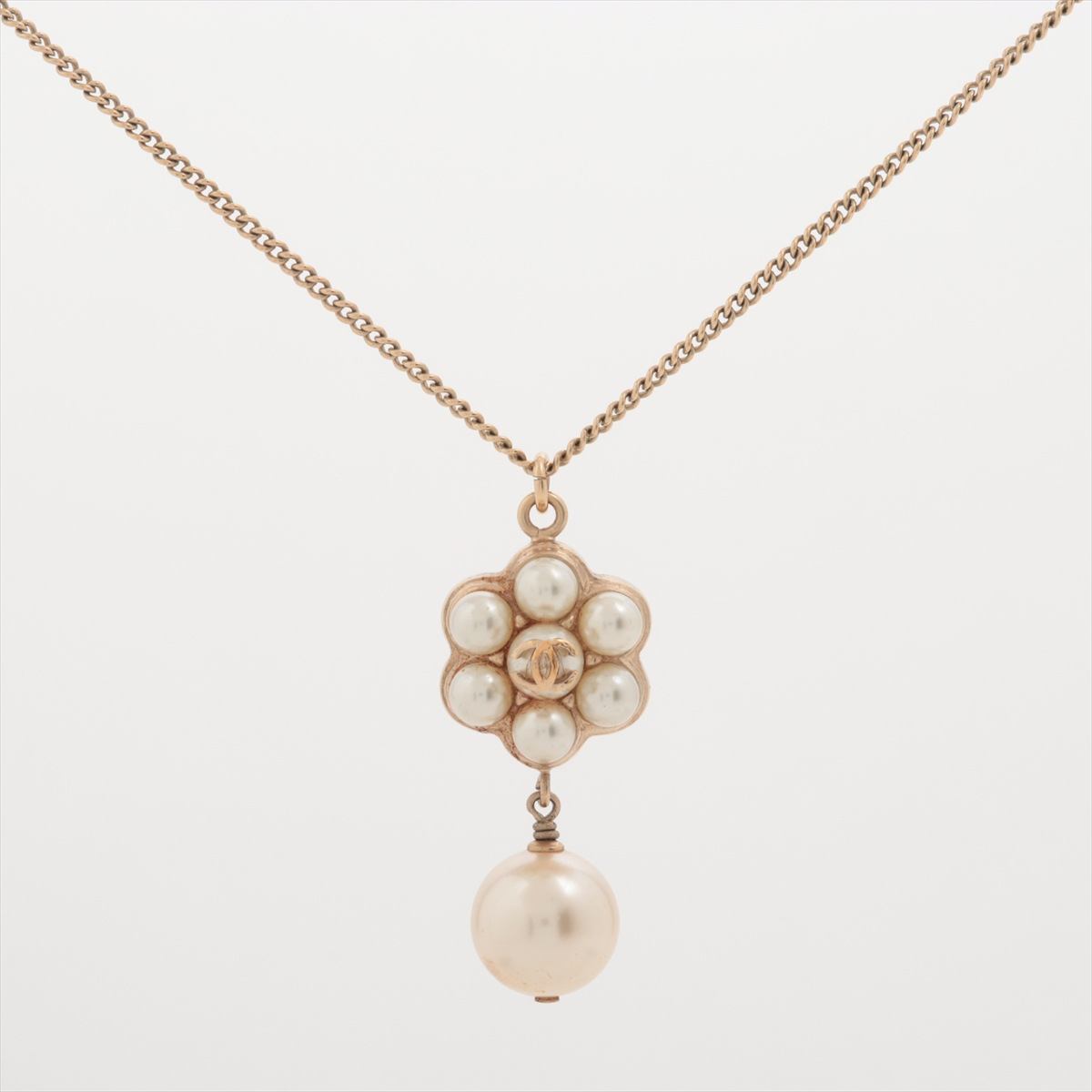 C Double C Pearl Flower Necklace