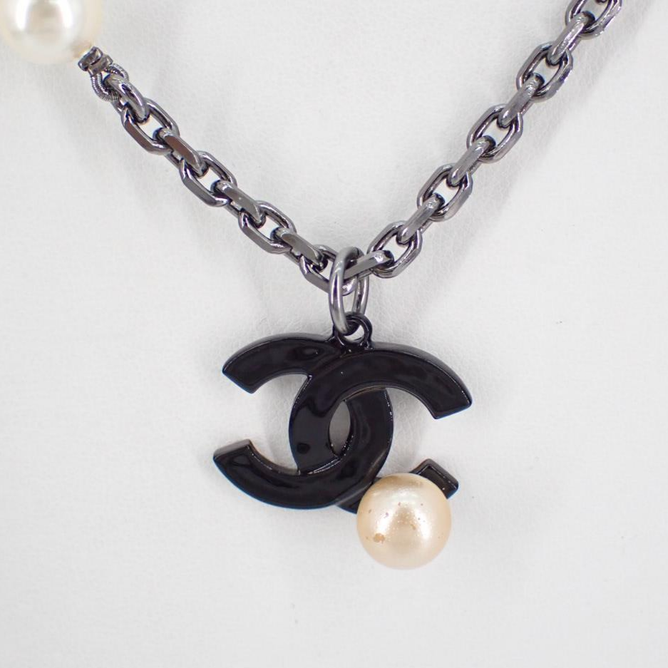 C Black logo necklace