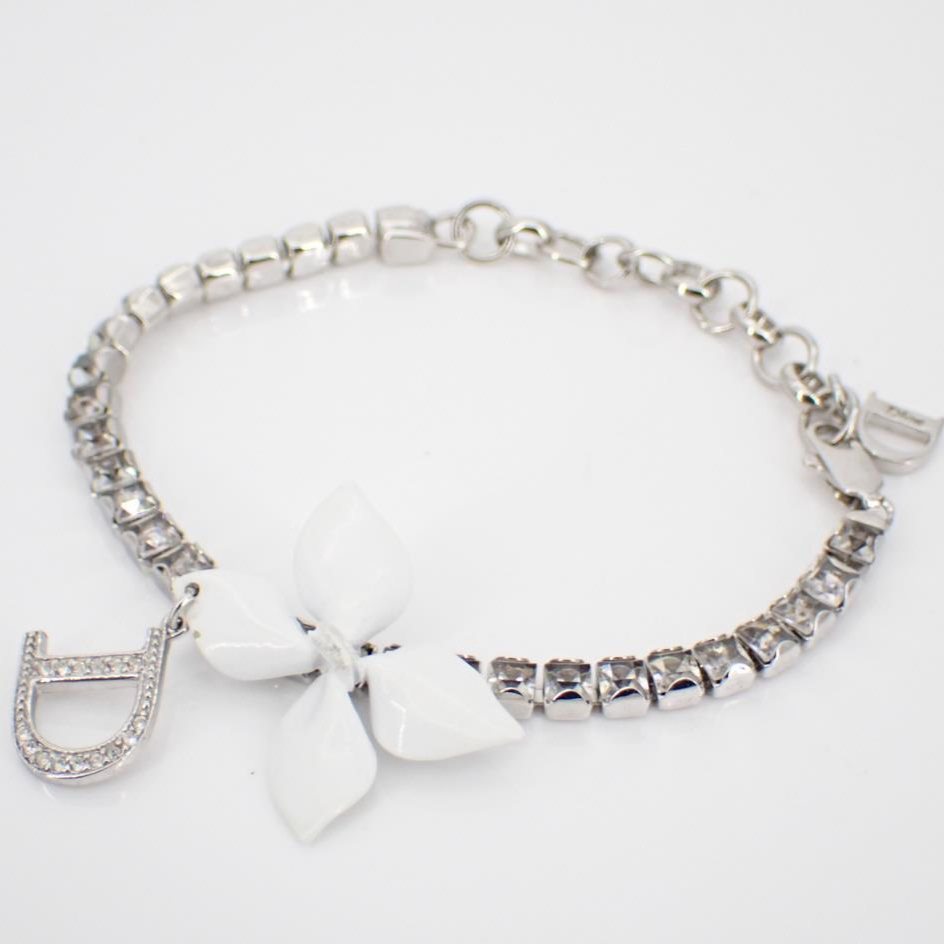 D Small white flower logo bracelet