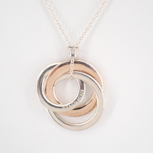 T Multi-circle necklace