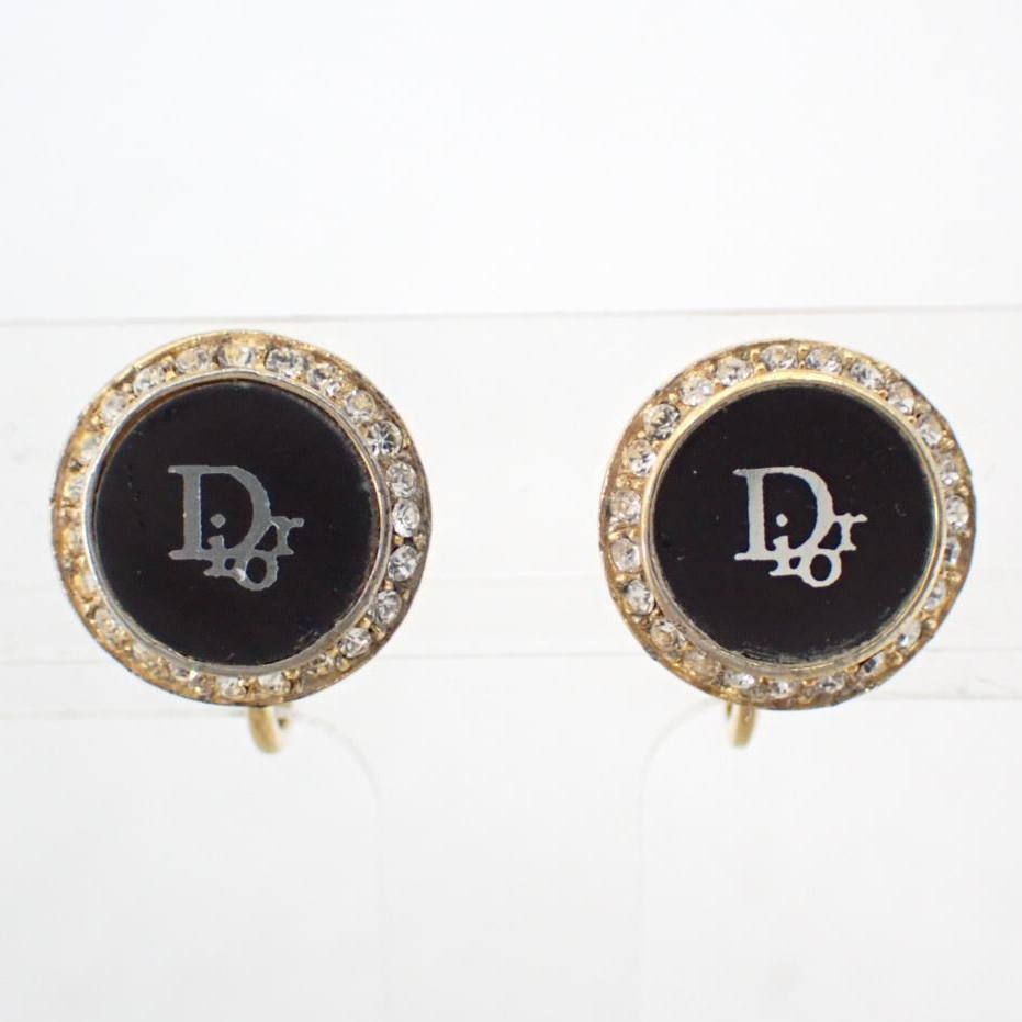 D Black gold diamond earrings