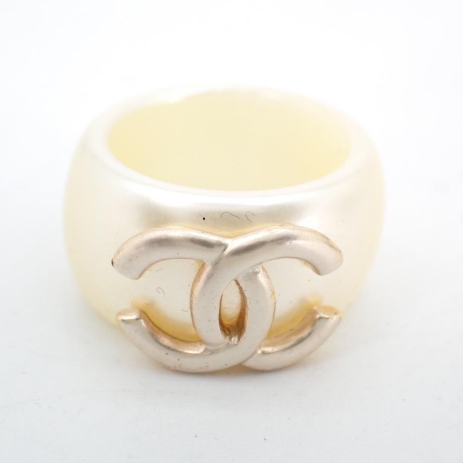 C Pearlescent Ring