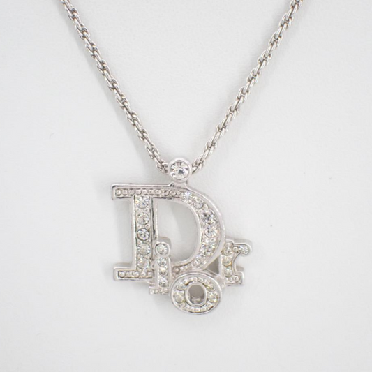 D Round diamond logo necklace