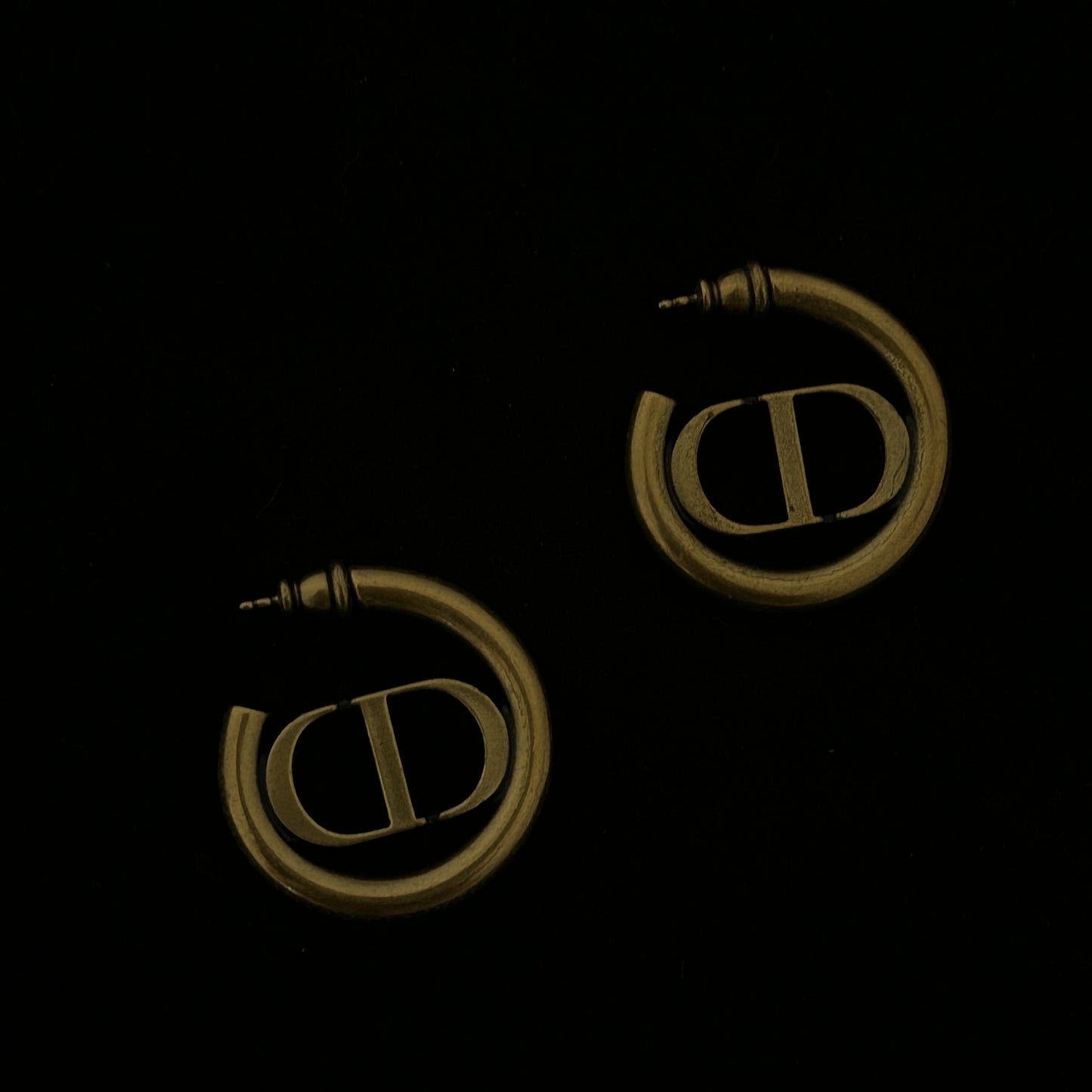 D Timeless Earrings